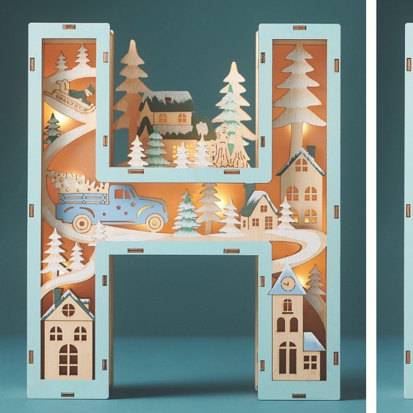 R Wonderland light up Letters - Picture 9 of 17